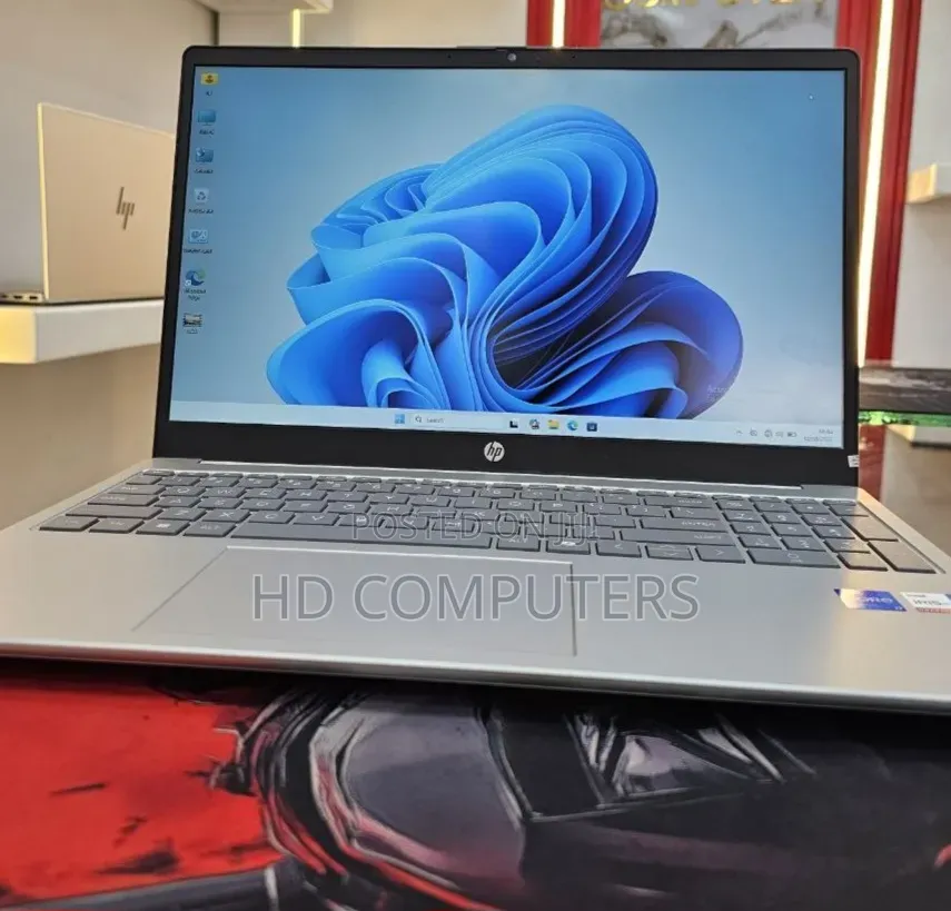 New Laptop HP Stream Notebook 16GB Intel Core i7 SSD 1T