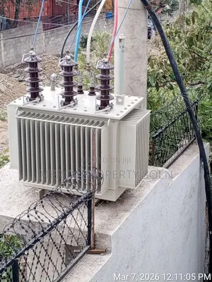 የሚከራይ መጋዘን ቦሌ አከባቢ 315Kv ኤሌክትሪክ ፣ በቂ ቢሮዎች /መኖርያ ክፍል ያለው