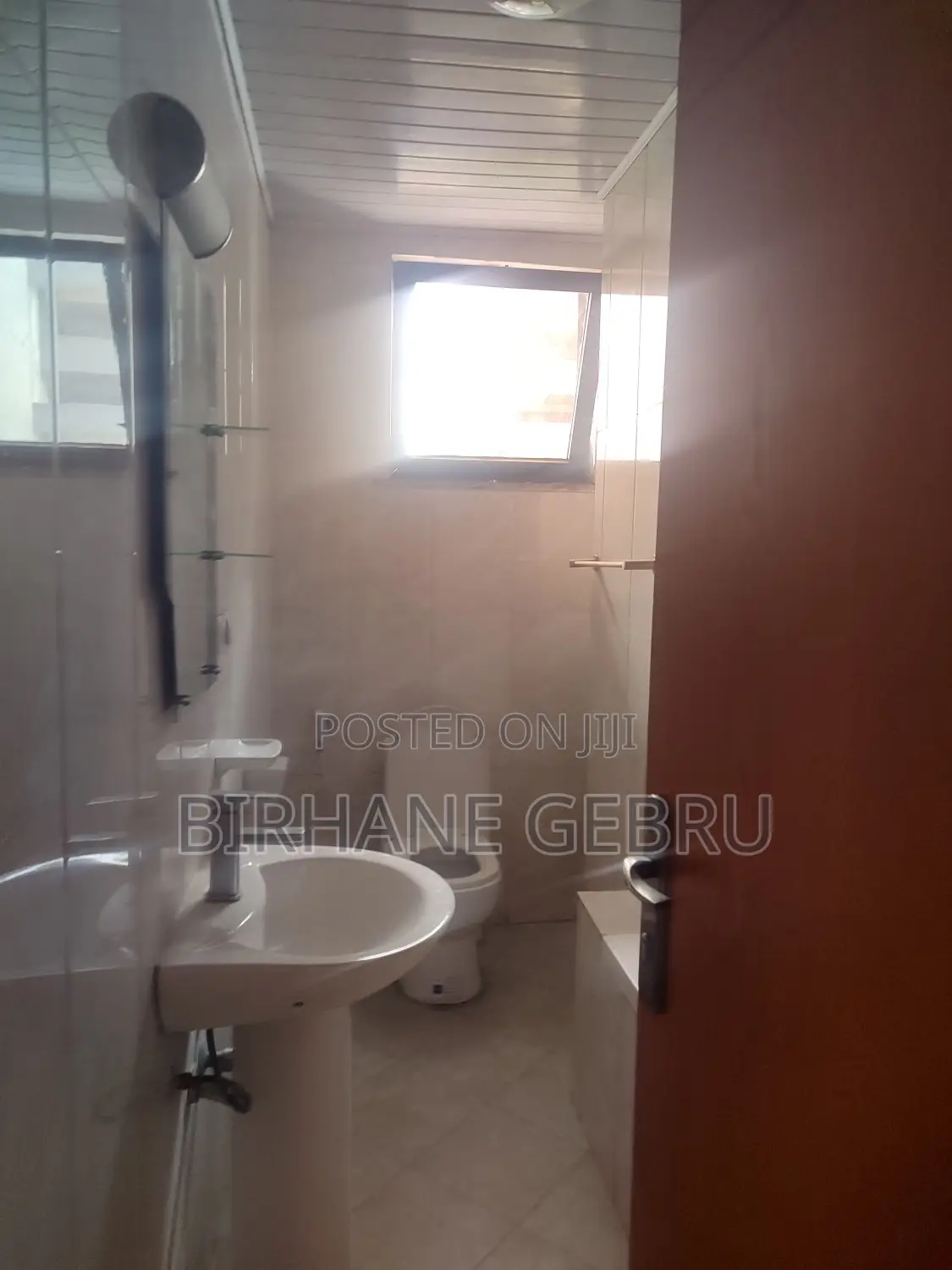 3bdrm Apartment in Lixury Apartiment, Bole for rent