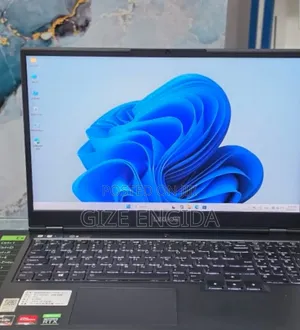 New Laptop Lenovo Legion 5 16GB AMD Ryzen 7 SSD 512GB