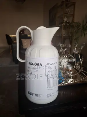 IKEA TAGGÖGAVacuum Flask ፔርሙስ 1.6 ሊተር , Off-White, 1.6 Liter