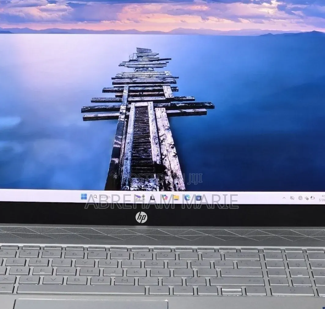 New Laptop HP Pavilion 15 16GB Intel Core i7 SSD 256GB