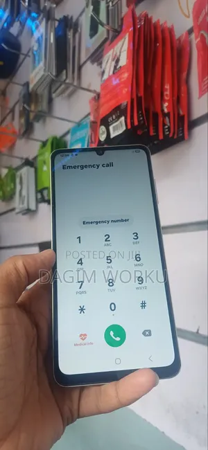 New Samsung Galaxy A06 64 GB Gold