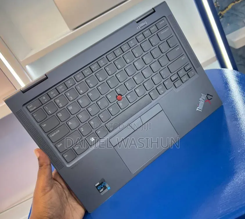 New Laptop Lenovo ThinkPad X1 Yoga 16GB Intel Core i7 SSD 512GB
