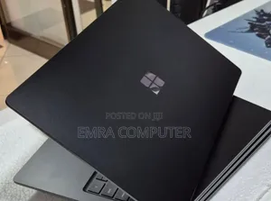 New Laptop Microsoft Surface 16GB Intel Core i7 SSD 256GB