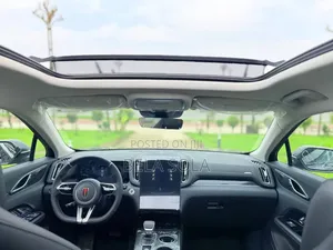 New Hongqi E-HS3 2023 Black