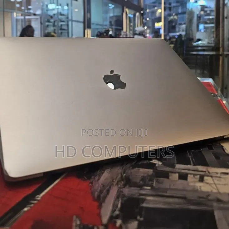 New Laptop Apple MacBook Air 2020 M1 8GB Apple M1 SSD 256GB
