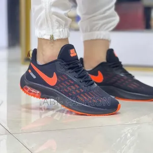 Nike Air Zoom Structure 38X Running Shoe