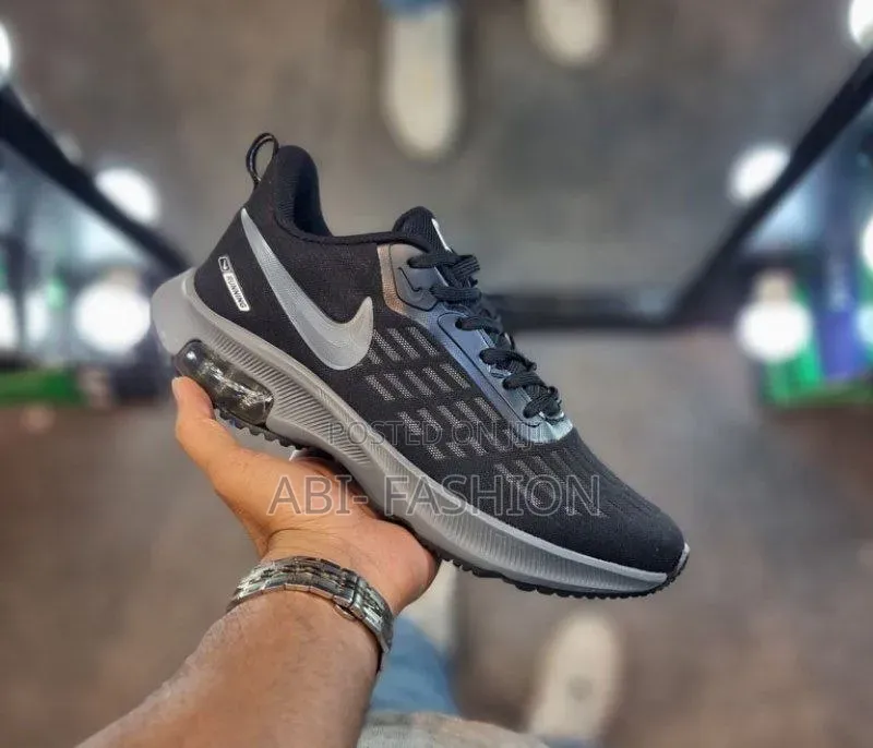 Nike Air Zoom Structure 38X Running Shoe