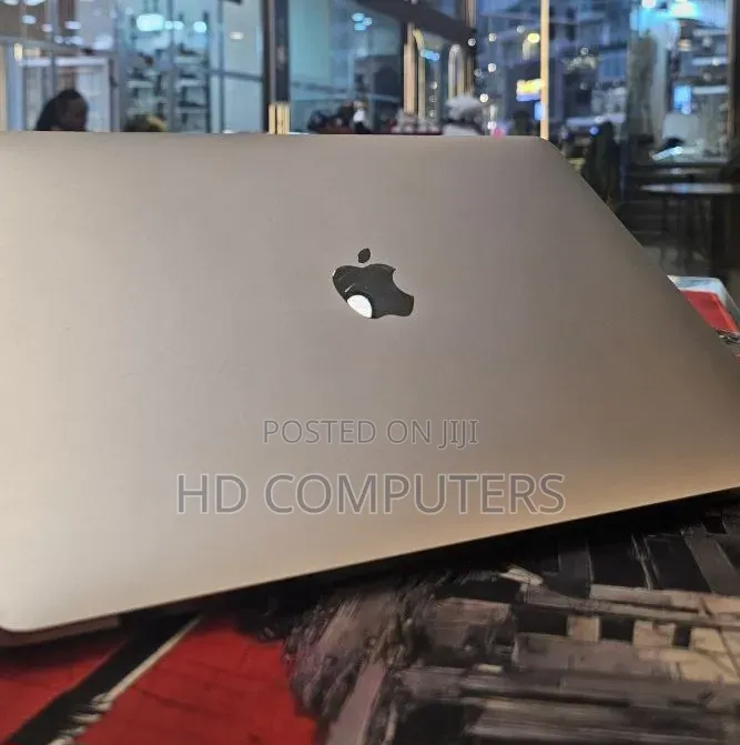 New Laptop Apple MacBook Air 2020 M1 8GB Apple M1 SSD 256GB