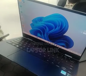 New Laptop Samsung Galaxy Book4 360 16GB Intel Core i7 SSD 512GB