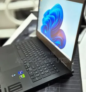 New Laptop Asus ROG Strix G15 16GB Intel Core i9 SSD 1T