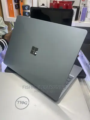 New Laptop Microsoft Surface Laptop 8GB Intel Core I5 SSD 128GB