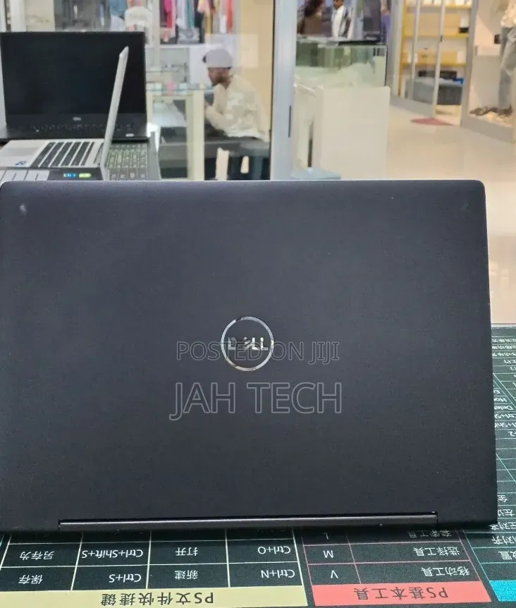 New Laptop Dell Inspiron 15 16GB Intel Core i7 SSD 512GB