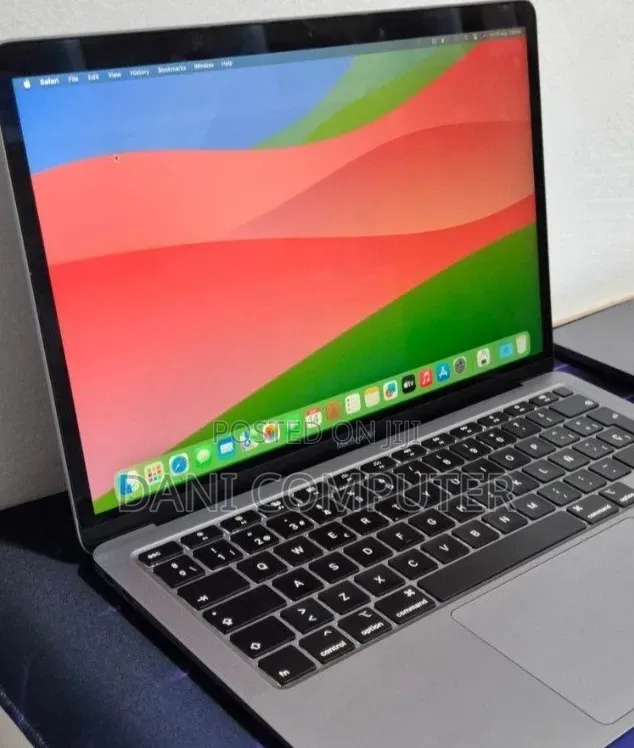 New Laptop Apple MacBook Air 2020 8GB Intel Core i5 SSD 512GB