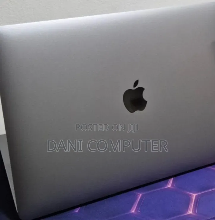 New Laptop Apple MacBook Air 2020 8GB Intel Core i5 SSD 512GB