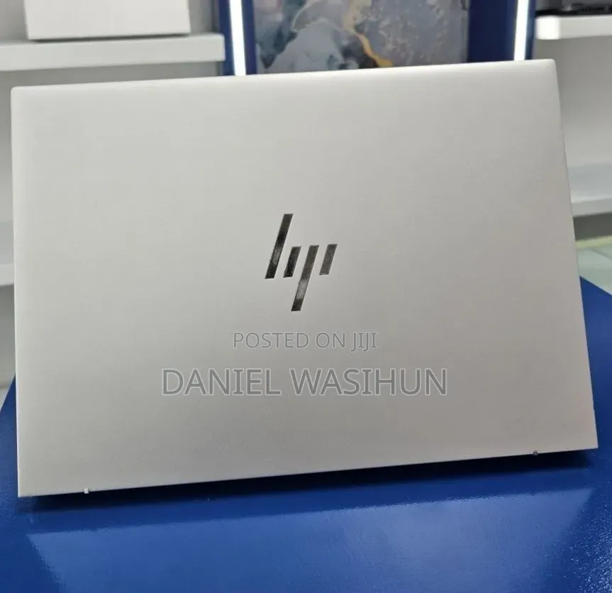 New Laptop HP EliteBook 840 G9 16GB Intel Core i5 SSD 512GB