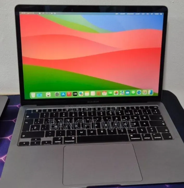 New Laptop Apple MacBook Air 2020 8GB Intel Core i5 SSD 512GB