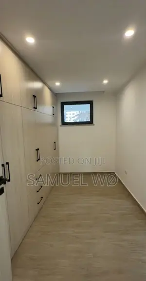 4bdrm Apartment in Century, Bole for sale