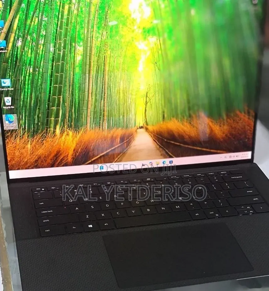 New Laptop Dell XPS 15 16GB Intel Core i7 SSD 512GB