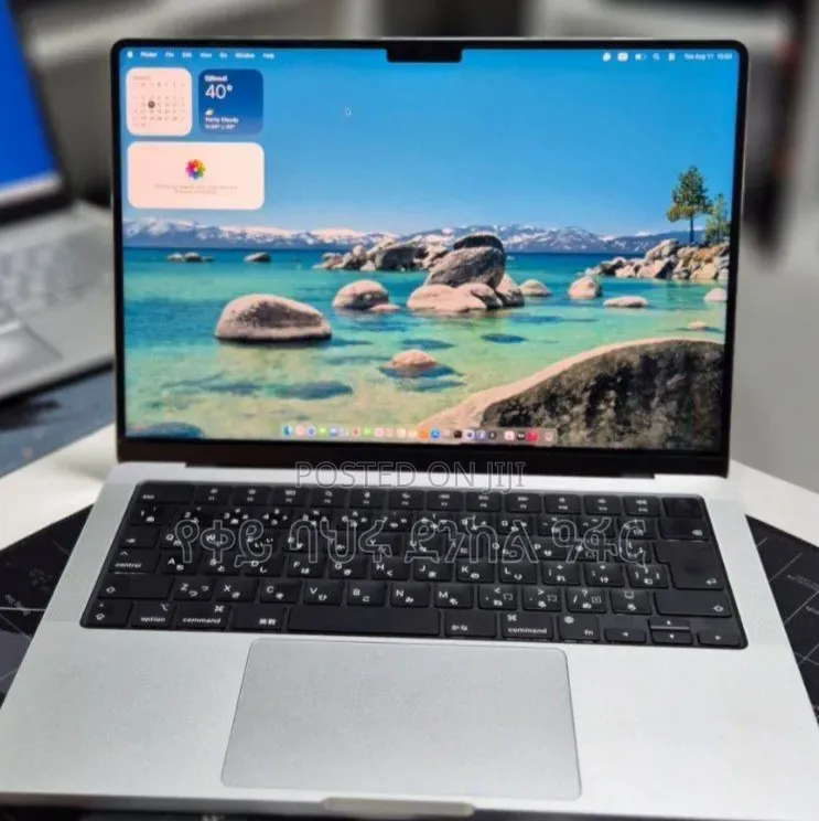New Laptop Apple MacBook Pro 2024 M4 16GB Intel Core i7 SSD 512GB