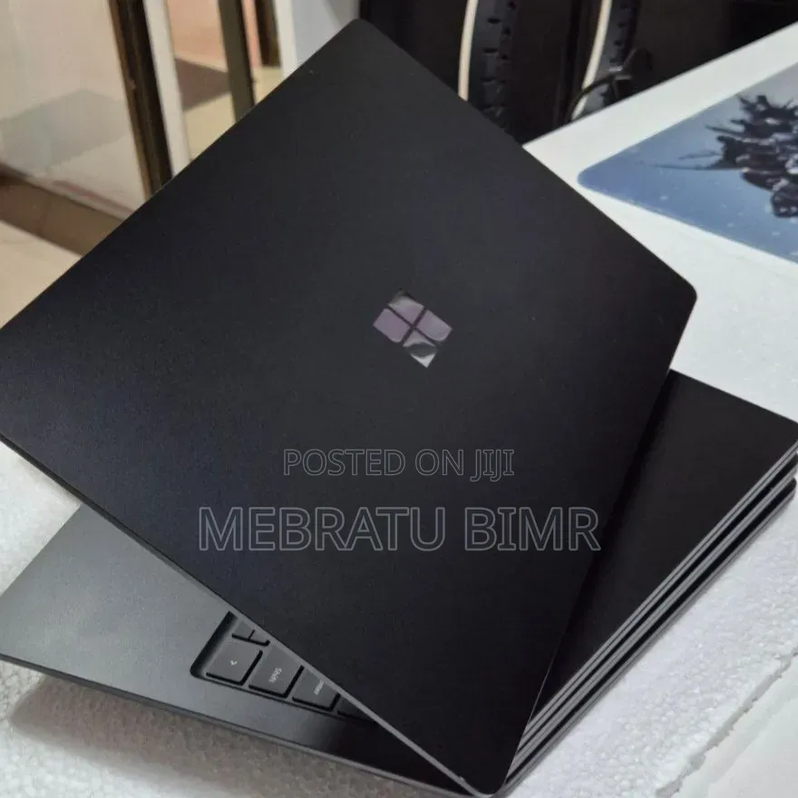 New Laptop Microsoft Surface Laptop 3 8GB Intel Core i5 SSD 256GB