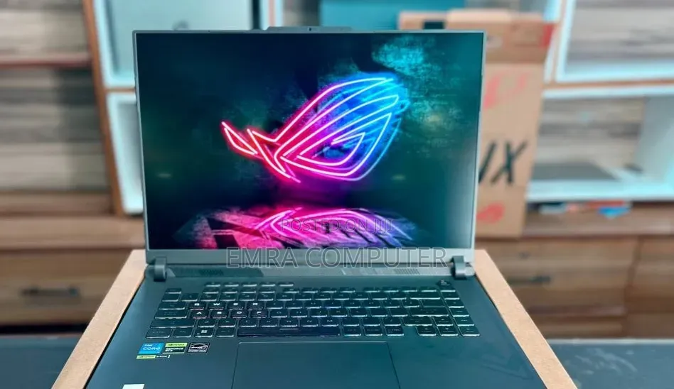 New Laptop Asus ROG Strix G16 16GB Intel Core i7 SSD 1T