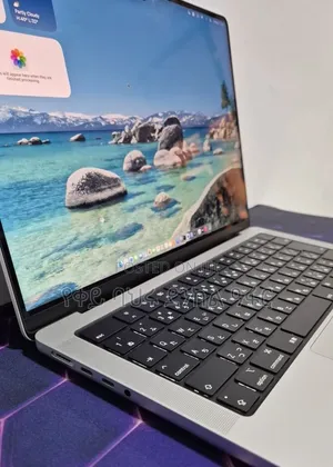 New Laptop Apple MacBook Pro 2024 M4 16GB Intel Core i7 SSD 512GB