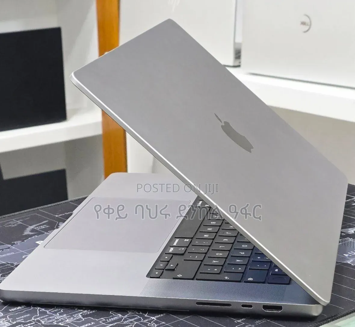 New Laptop Apple MacBook Pro 2021 M1 16GB Intel Core i9 SSD 512GB