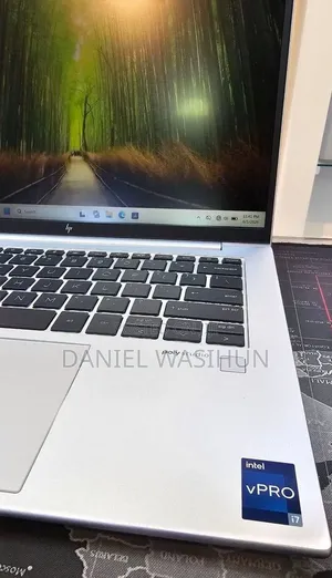 New Laptop HP EliteBook 840 G10 16GB Intel Core i7 SSD 512GB