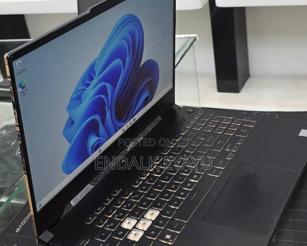 New Laptop Asus TUF Dash F15 16GB Intel Core i7 SSD 512GB