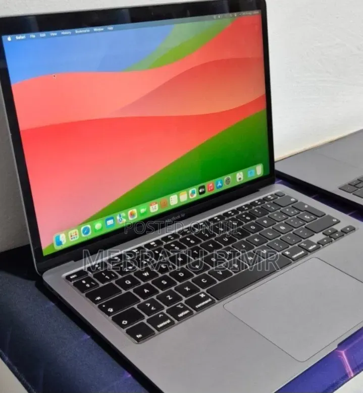 New Laptop Apple MacBook Air 2020 8GB Intel Core i5 SSD 512GB