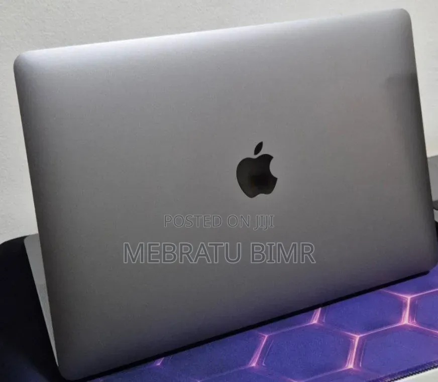 New Laptop Apple MacBook Air 2020 8GB Intel Core i5 SSD 512GB