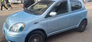 Toyota Vitz 2004 Blue