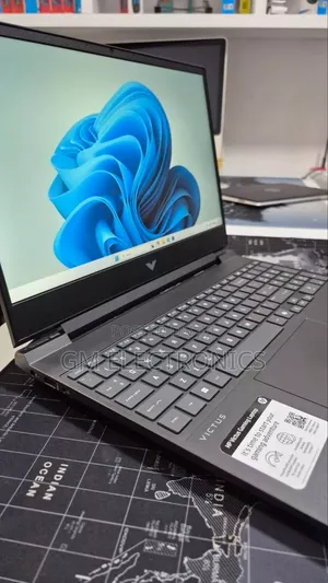 New Laptop HP Victus 15 16GB AMD Ryzen 7 SSD 512GB