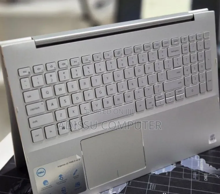 New Laptop Dell XPS 15 8GB Intel Core i5 SSD 256GB