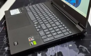 New Laptop HP Victus 15 16GB AMD Ryzen 7 SSD 512GB
