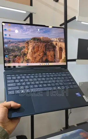 New Laptop Lenovo Yoga 9 16GB Intel Core Ultra 7 SSD 1T