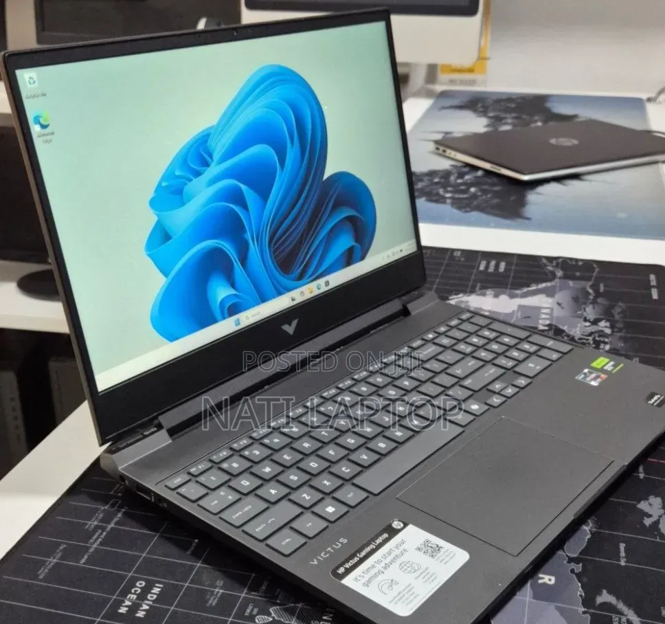 New Laptop HP Victus 15 16GB AMD Ryzen 7 SSD 512GB