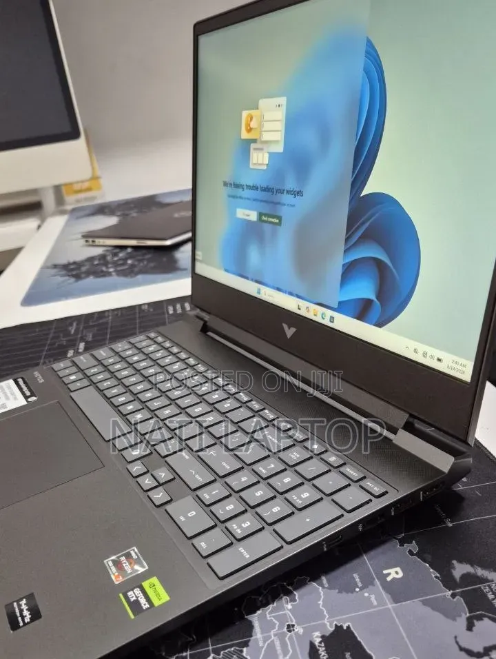 New Laptop HP Victus 15 16GB AMD Ryzen 7 SSD 512GB