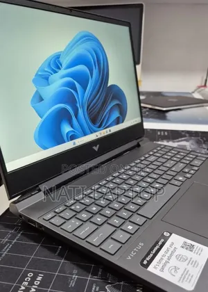 New Laptop HP Victus 15 16GB AMD Ryzen 7 SSD 512GB