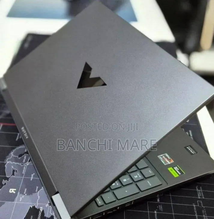 New Laptop HP Victus 15 16GB AMD Ryzen 7 SSD 512GB