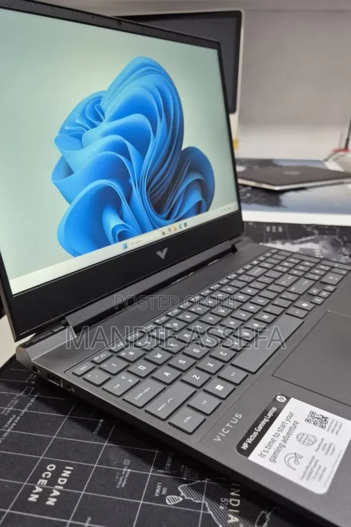 New Laptop HP Victus 15 16GB AMD Ryzen 7 SSD 512GB