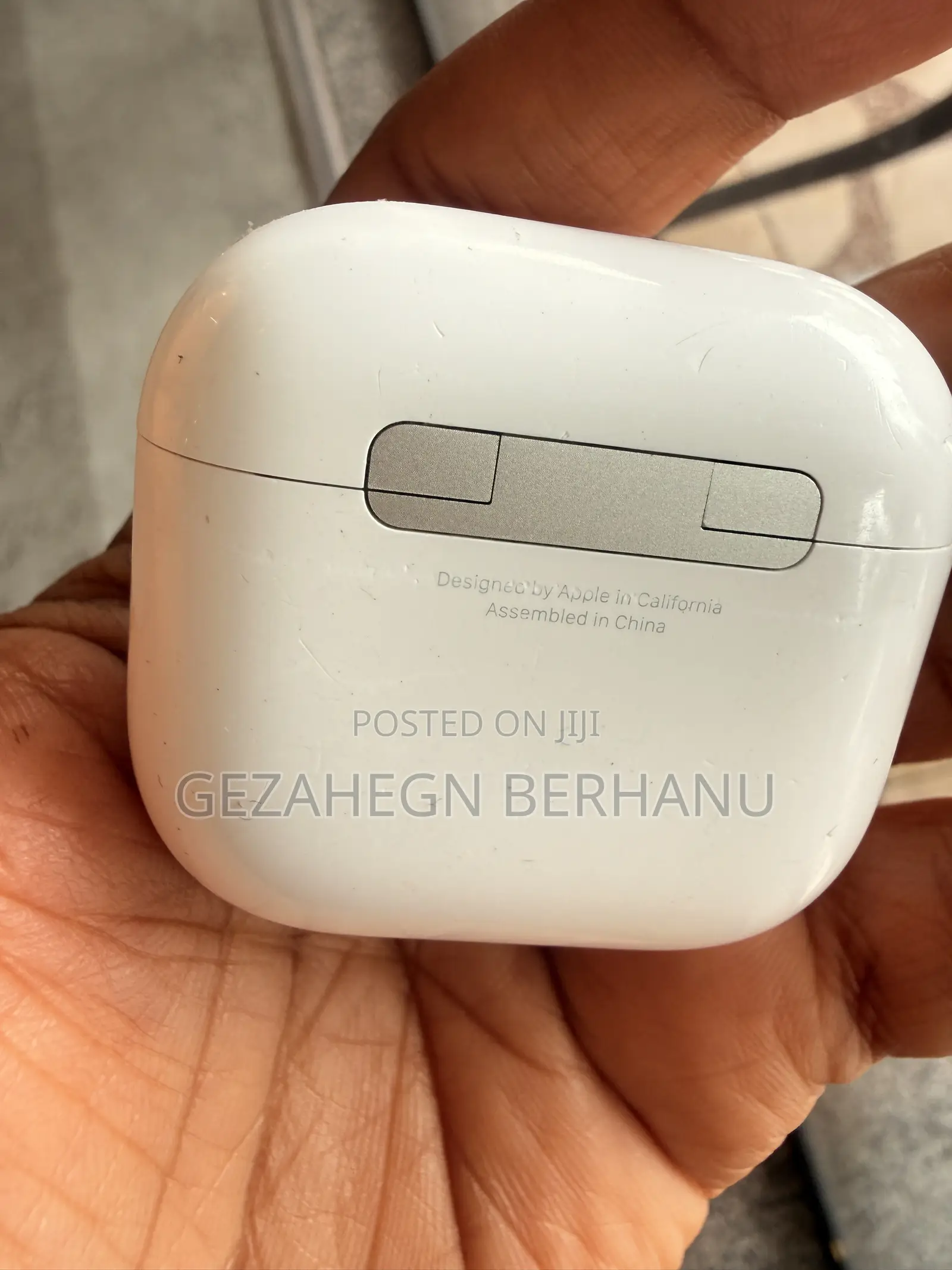 Apple AirPods 4 With ANC — Used