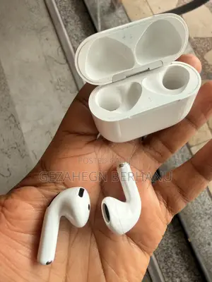 Apple AirPods 4 With ANC — Used