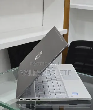 New Laptop HP Pavilion 15 16GB Intel Core i7 SSD 256GB