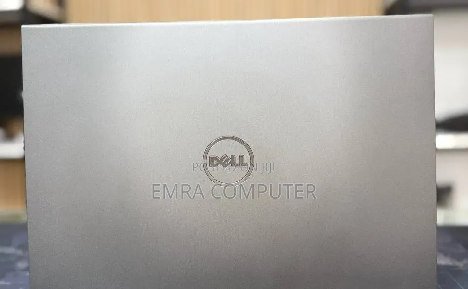 New Laptop Dell Inspiron 13 5390 8GB Intel Core i7 SSD 512GB
