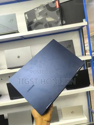 New Laptop Samsung Galaxy Book4 16GB Intel Core i7 SSD 512GB