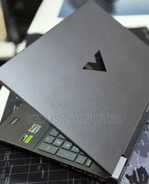 New Laptop HP Victus 15 16GB AMD Ryzen 7 SSD 512GB
