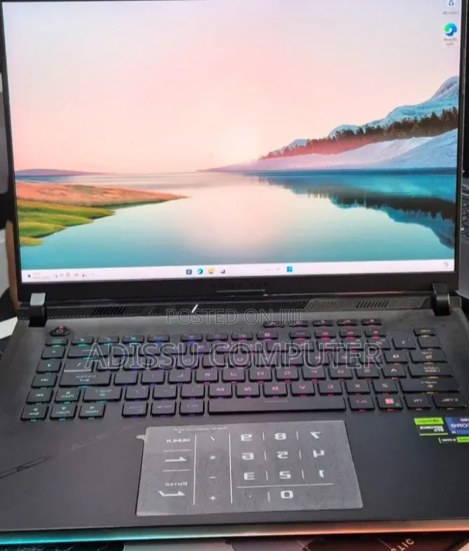 New Laptop Asus ROG Strix G18 32GB Intel Core i9 SSD 2T